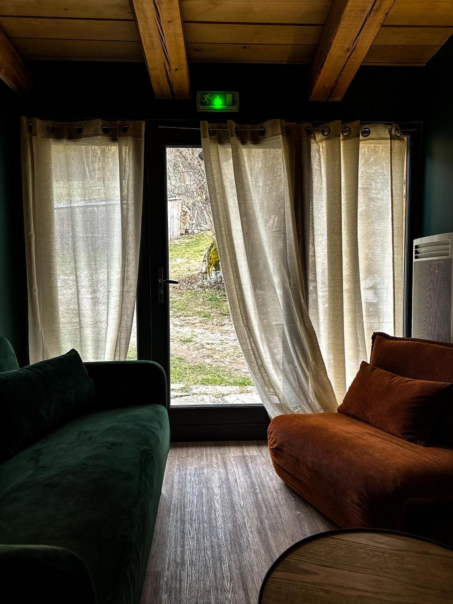La Ferme Du Bien-Etre Bed and Breakfast Saint-Julien-Chapteuil Εξωτερικό φωτογραφία
