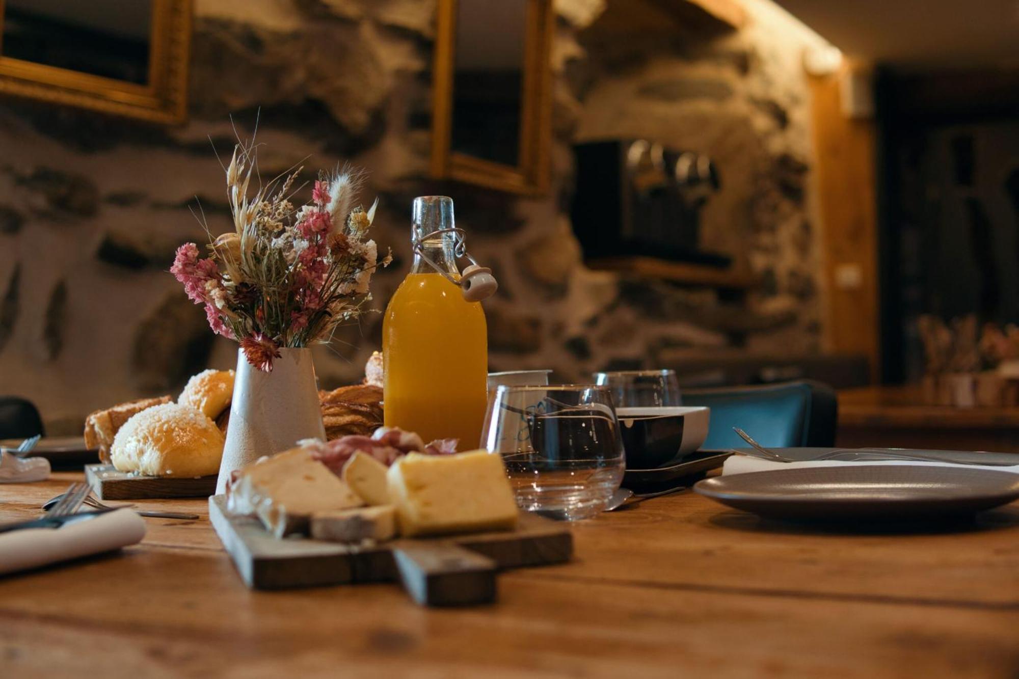 La Ferme Du Bien-Etre Bed and Breakfast Saint-Julien-Chapteuil Εξωτερικό φωτογραφία
